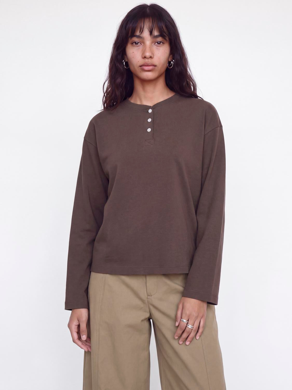 model_shot-front